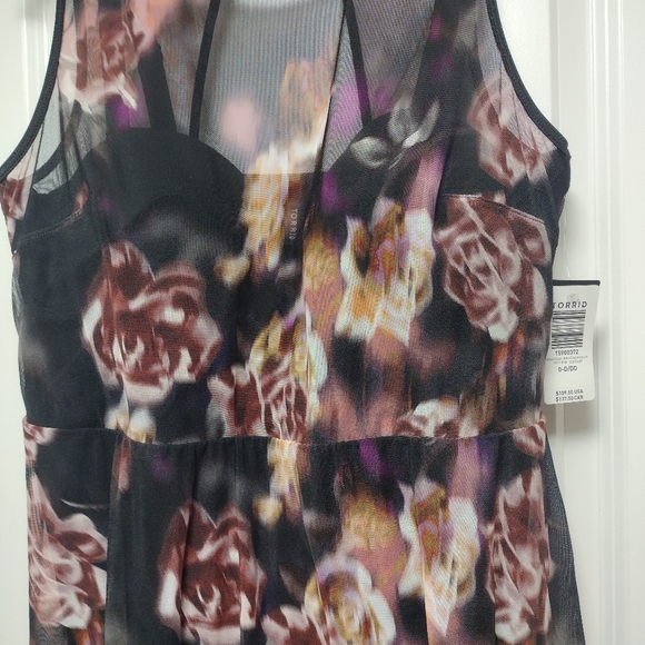 Torrid Peplum Underwire Floral Swim Dress - Picture 6 of 8